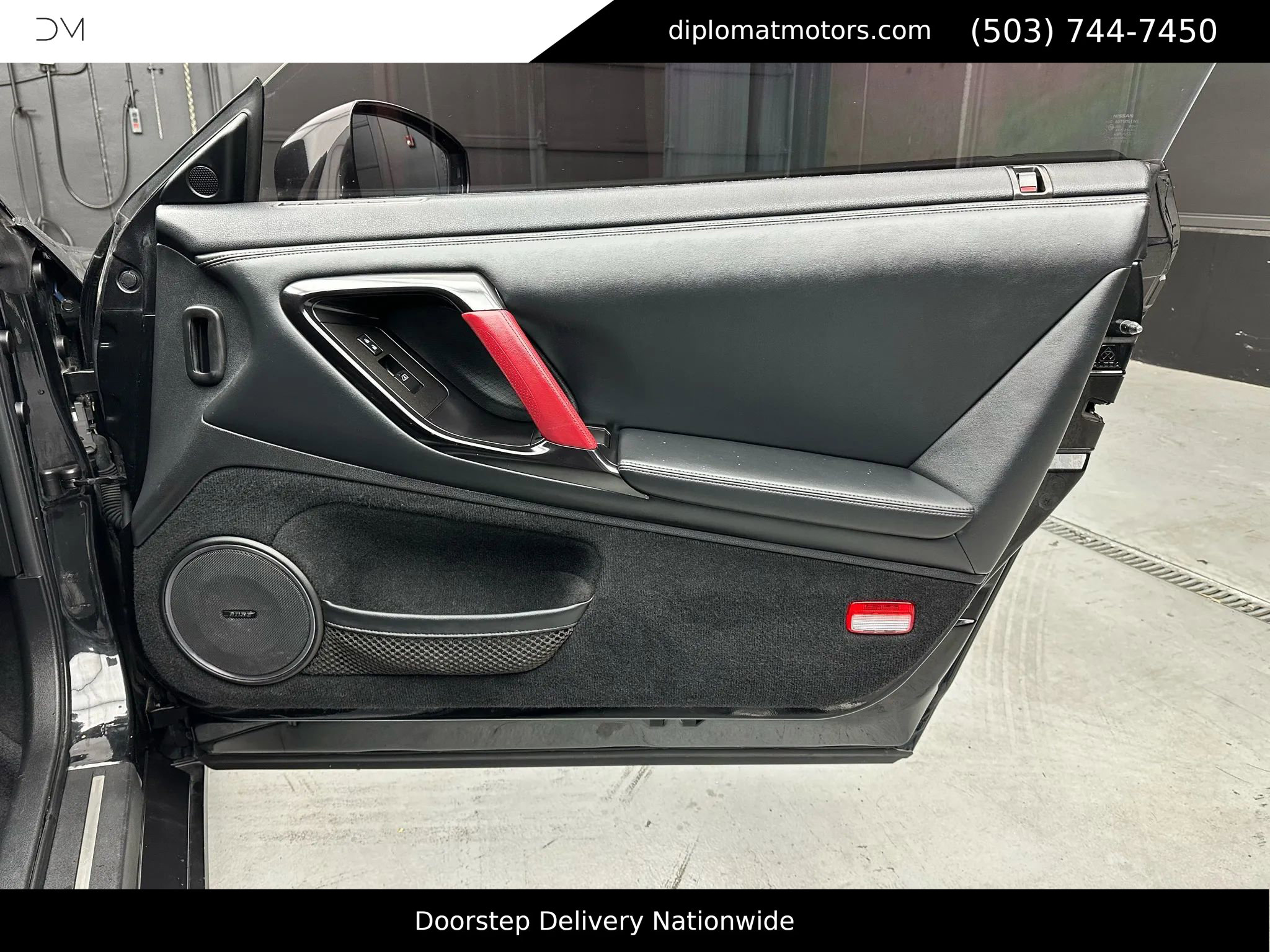 Used 2013 Nissan GT-R Black Edition image 37