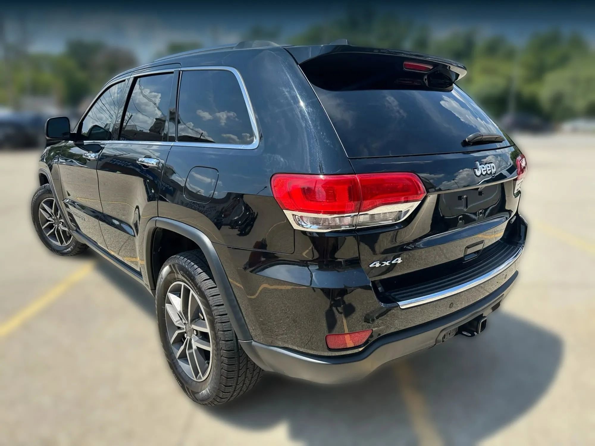 Used 2019 Jeep Grand Cherokee Limited w/ Luxury Group II image 5