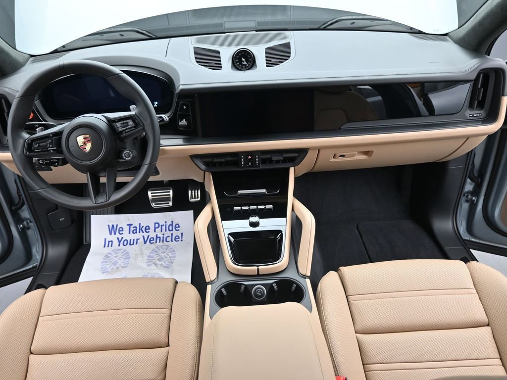 Certified 2025 Porsche Cayenne GTS image 26