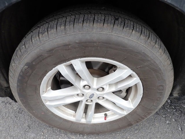 Used 2023 Ford Explorer XLT image 9