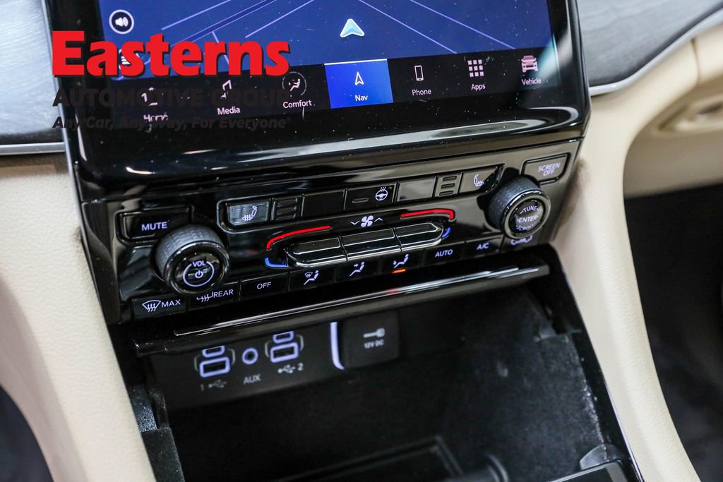 Used 2022 Jeep Grand Cherokee L Limited image 21