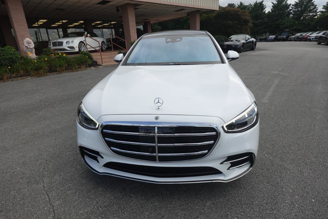 Used 2025 Mercedes-Benz S 580e 4MATIC Sedan image 6