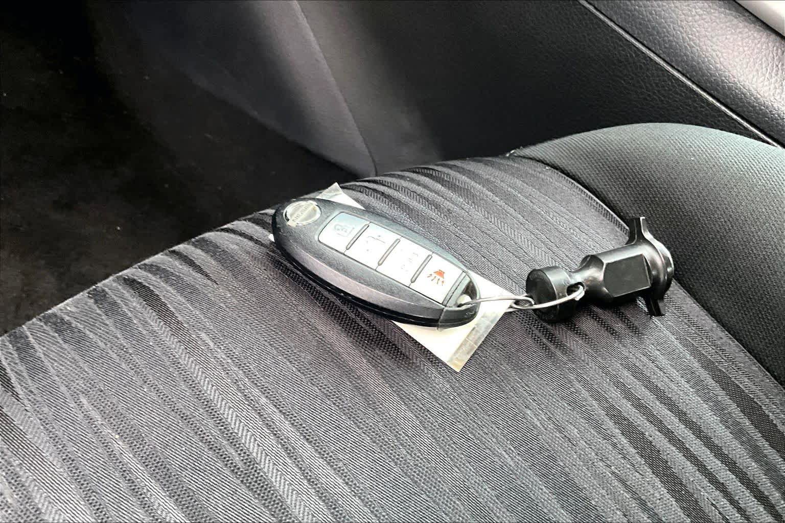 Used 2019 Nissan Sentra SV FWD image 14