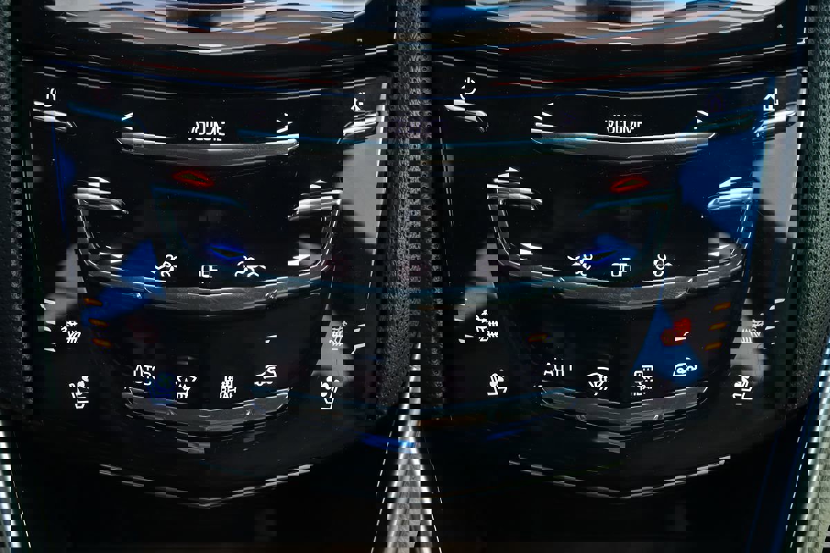 Used 2019 Cadillac XTS Luxury image 27