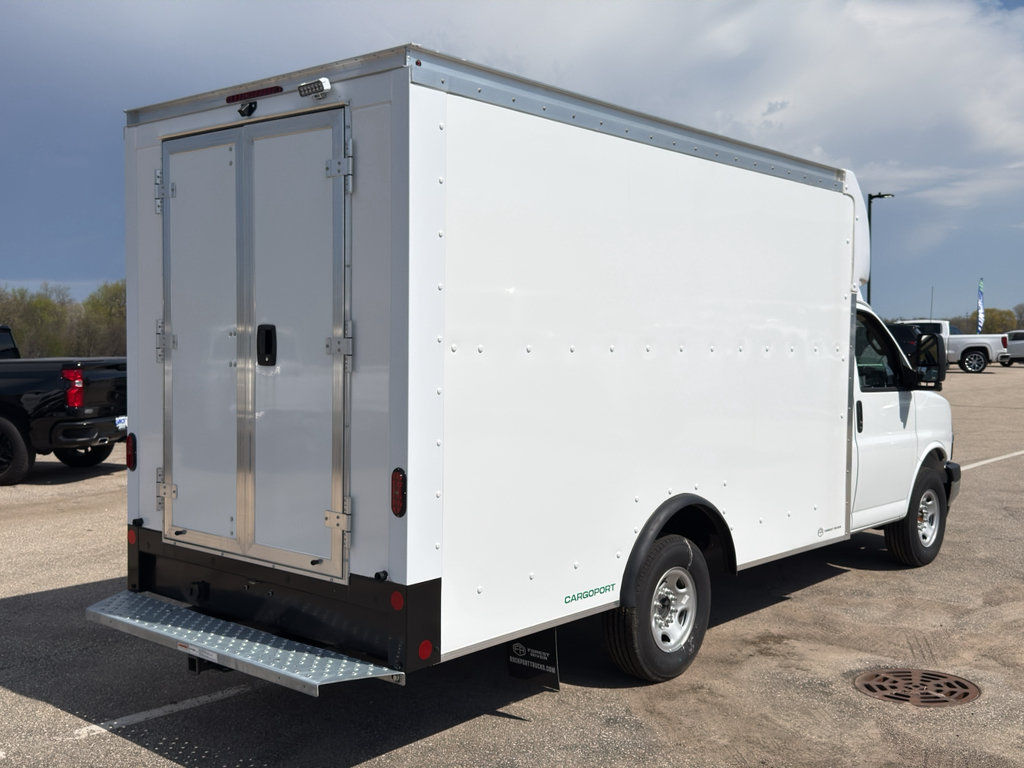 New 2025 Chevrolet Express 3500 w/ Power Convenience Package RWD image 4