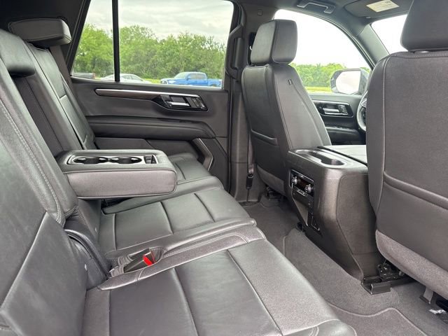 Used 2025 Chevrolet Tahoe LT AWD/4WD image 21