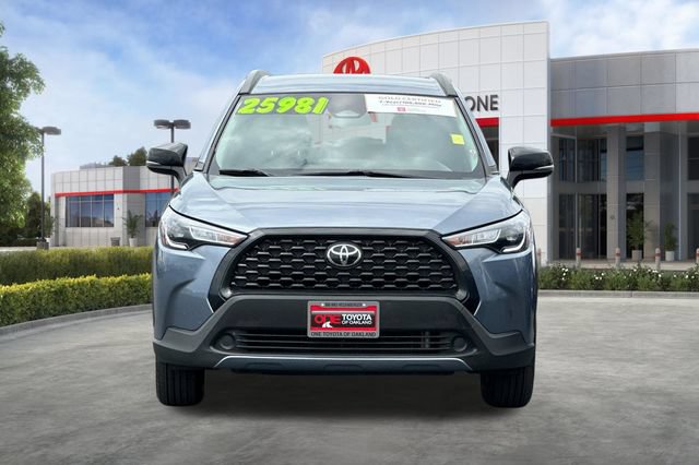 Certified 2025 Toyota Corolla Cross LE FWD image 11
