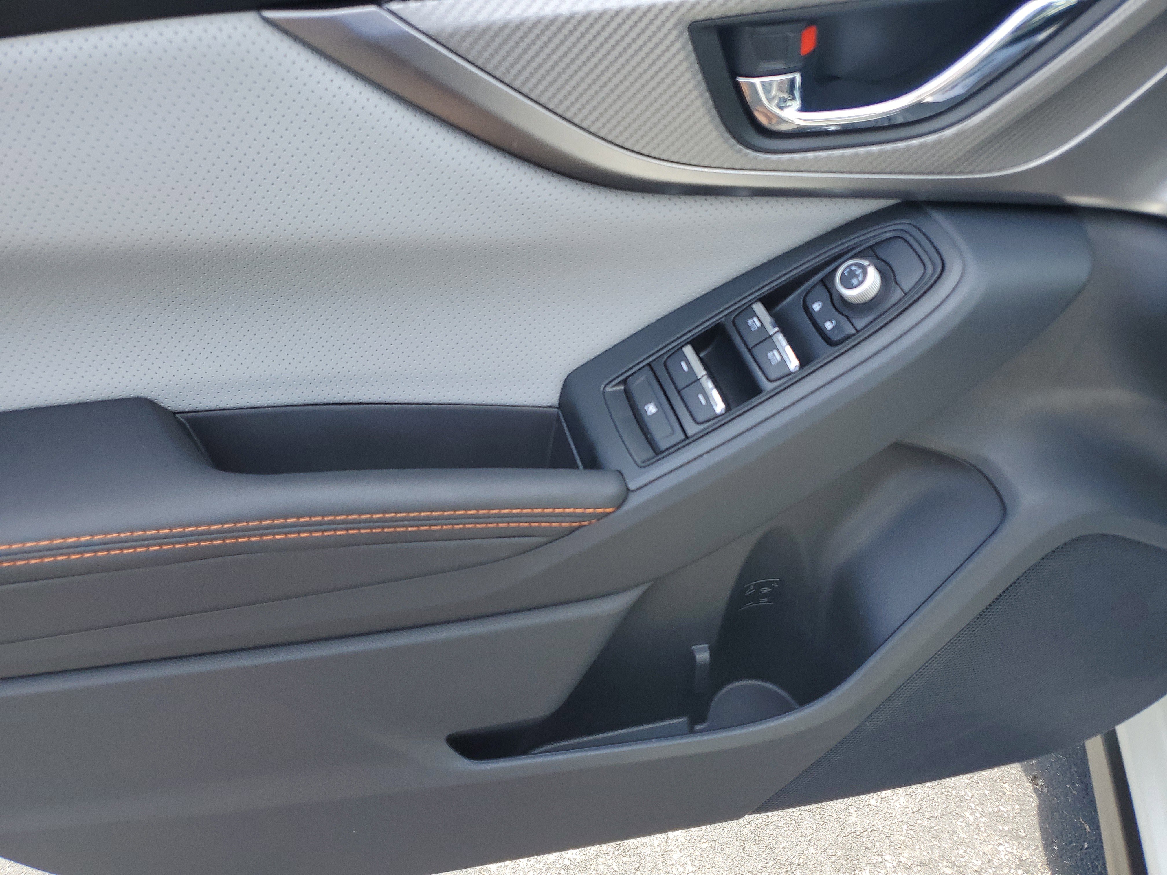 Used 2023 Subaru Crosstrek 2.5i Limited AWD/4WD image 16