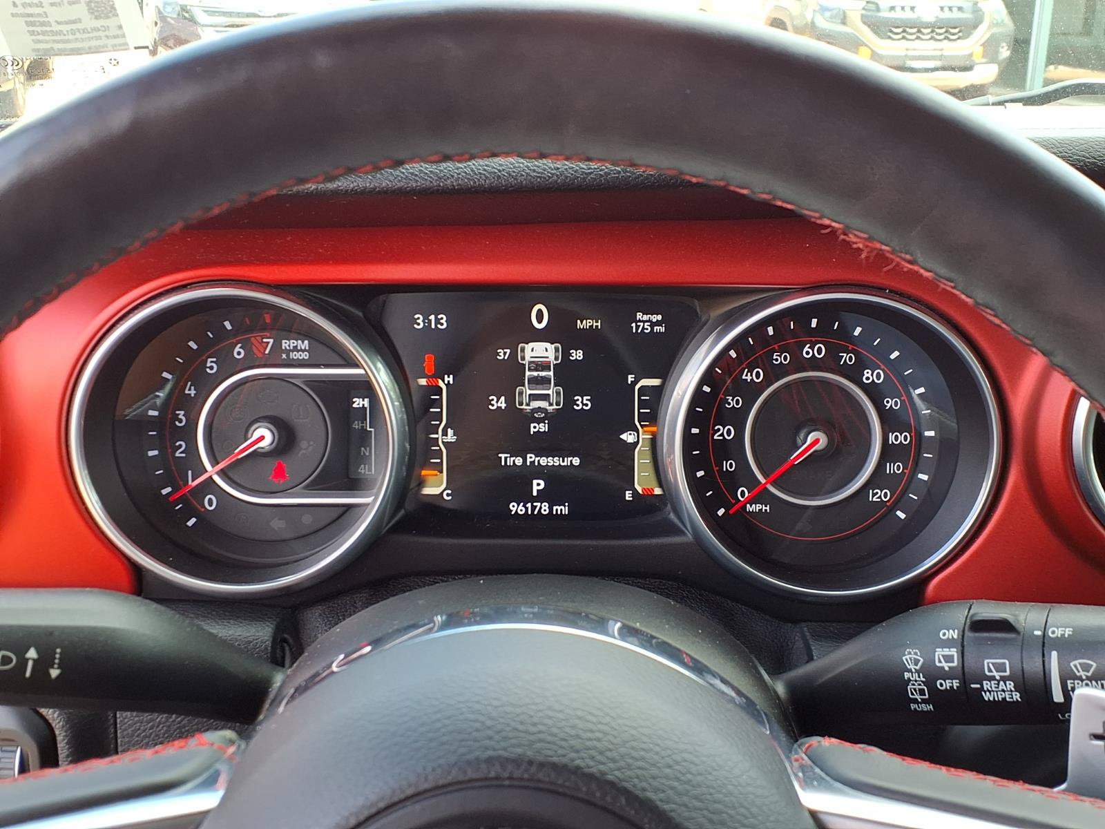 Used 2018 Jeep Wrangler Unlimited Rubicon AWD/4WD image 13