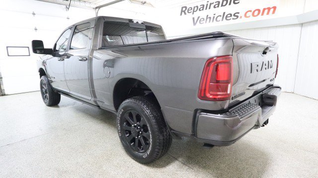 Used 2025 RAM 2500 Laramie AWD/4WD image 3
