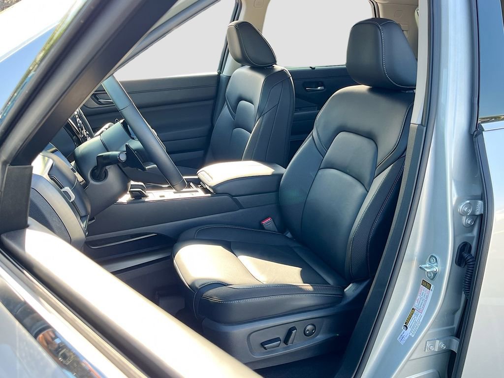 Used 2025 Nissan Pathfinder SL image 20