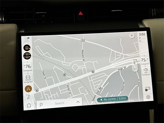 Used 2024 Land Rover Discovery Sport S image 12