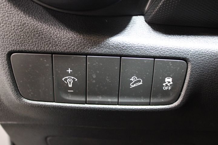 Used 2023 Hyundai Kona SEL image 31