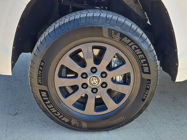 Used 2025 Toyota Tundra SR AWD/4WD image 13