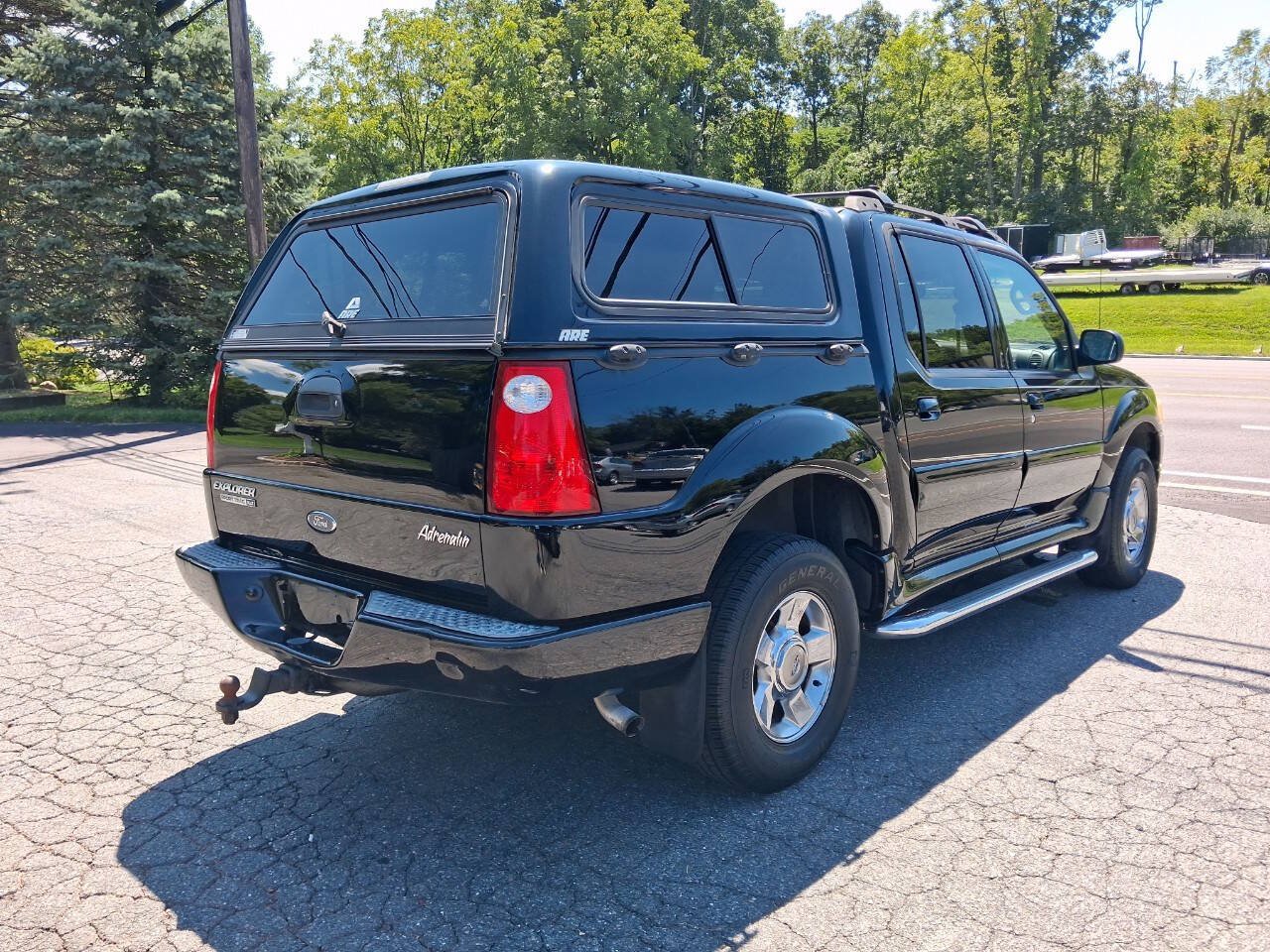 Used 2005 Ford Explorer Sport Trac Adrenalin AWD/4WD image 11