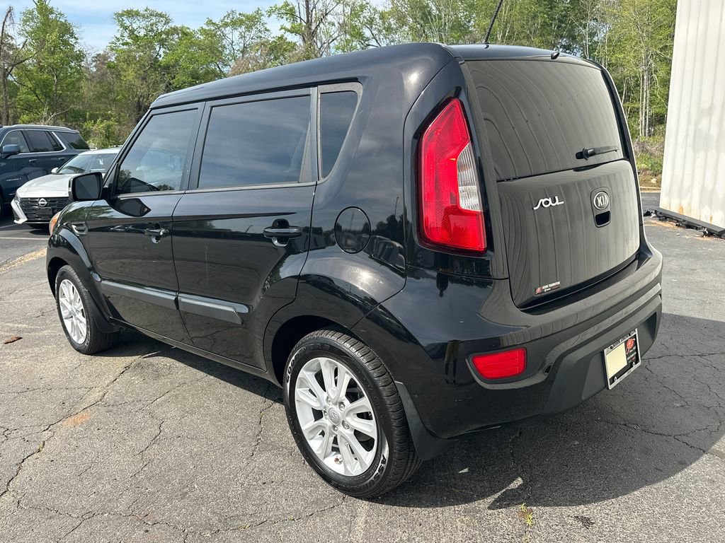 Used 2013 Kia Soul + image 8