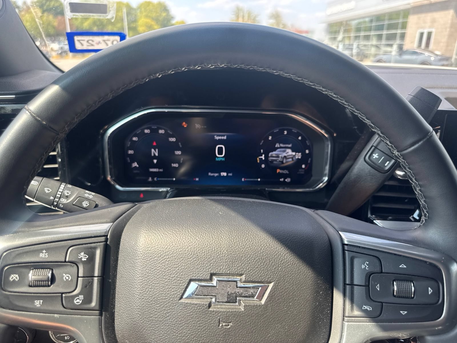 Used 2026 Chevrolet Silverado 1500 RST AWD/4WD image 15