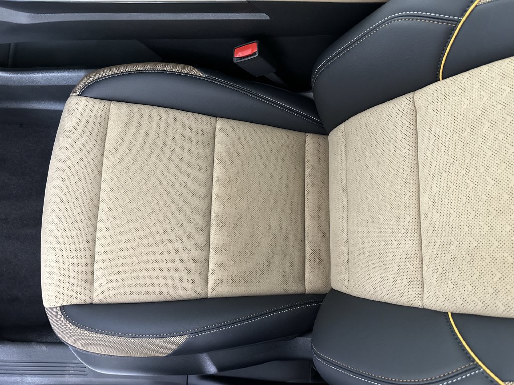 New 2027 Chevrolet Equinox ACTIV w/ Safety and Technology Package AWD/4WD image 22