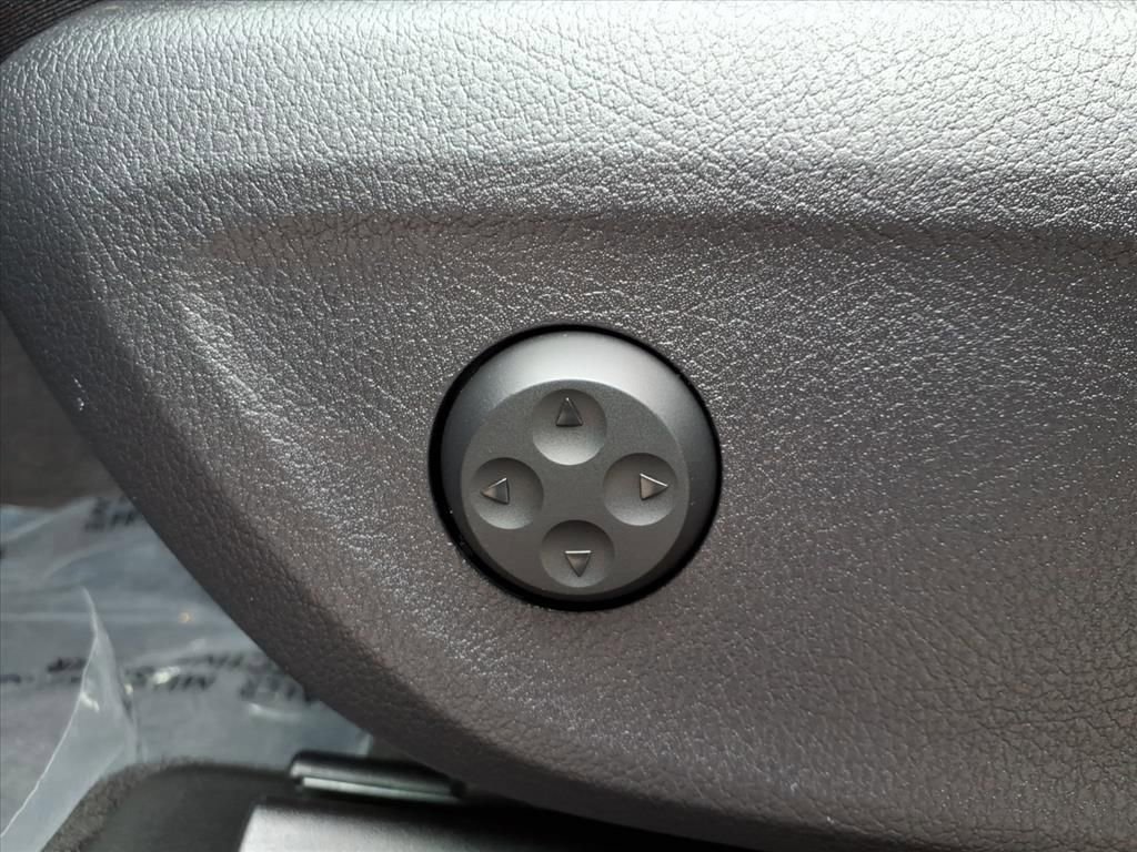 Used 2021 Mercedes-Benz GLE 350 4MATIC image 26