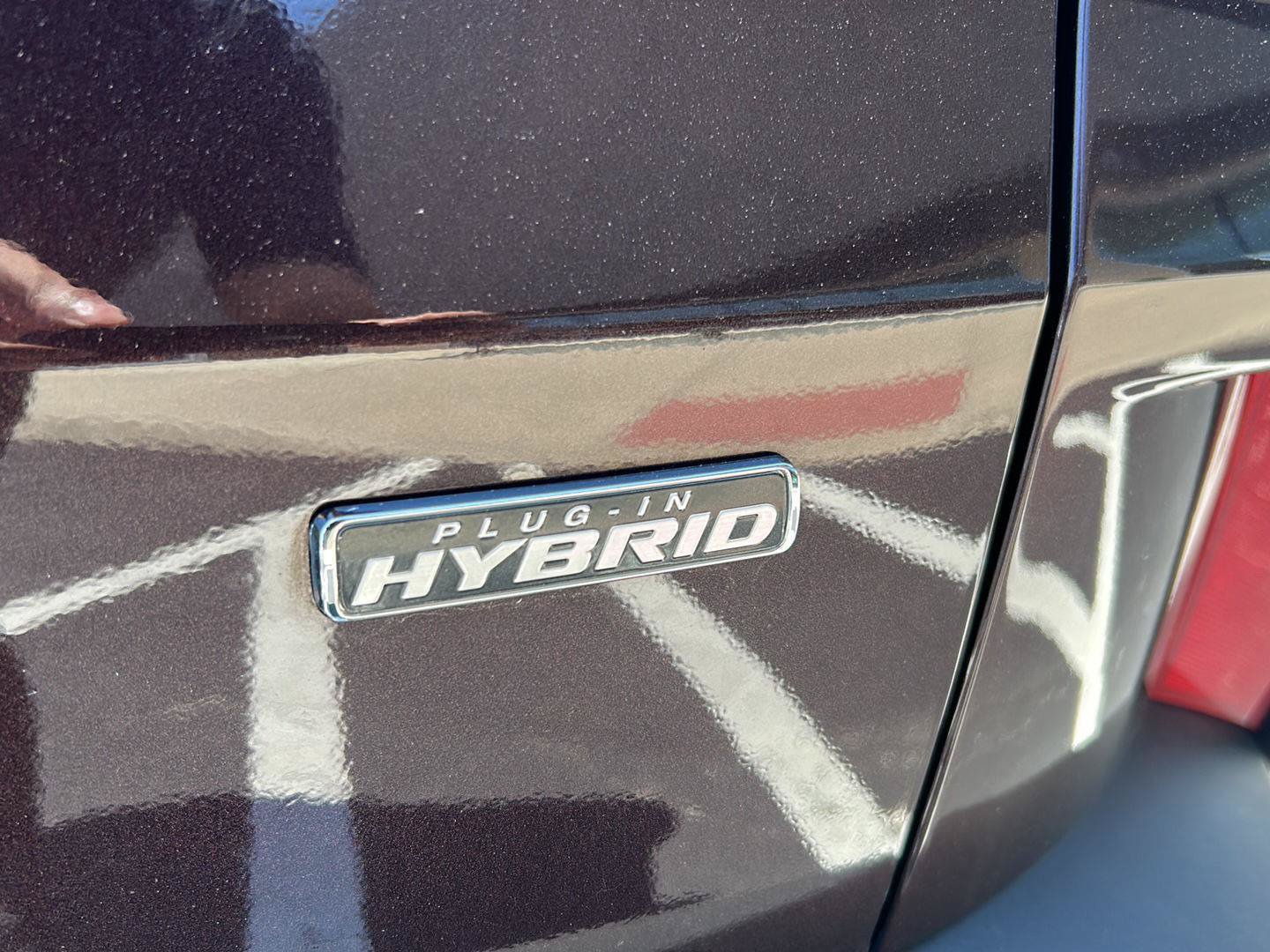 Used 2023 Ford Escape SE w/ PHEV Premium Package FWD image 7