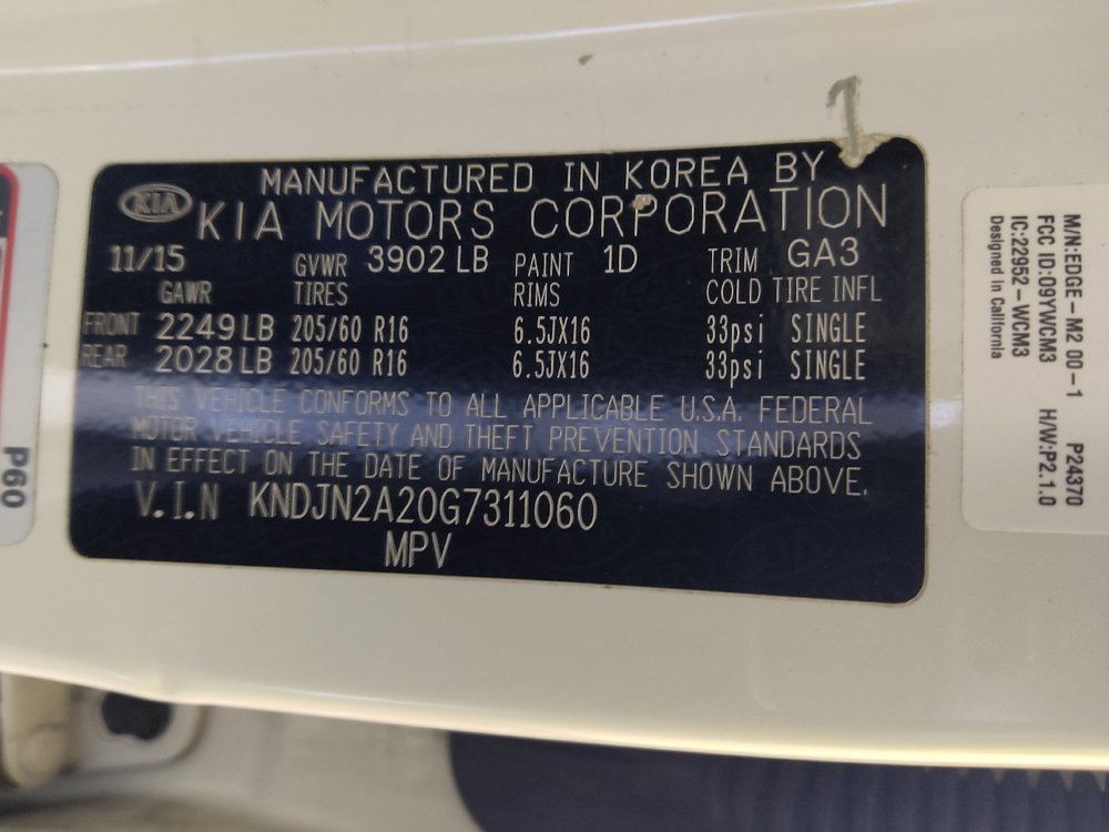 Used 2016 Kia Soul FWD image 33