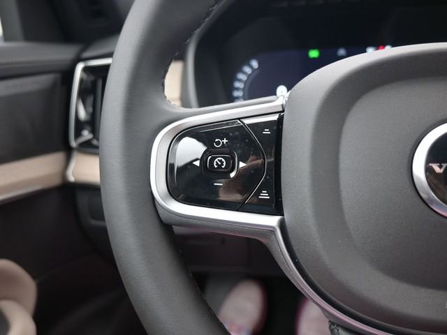 New 2026 Volvo XC90 T8 Plus w/ Protection Package Premier image 26