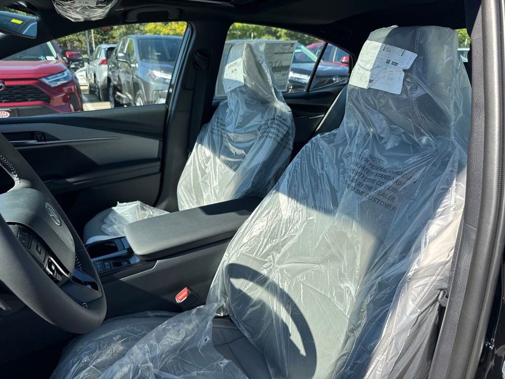 New 2026 Toyota Camry SE image 17