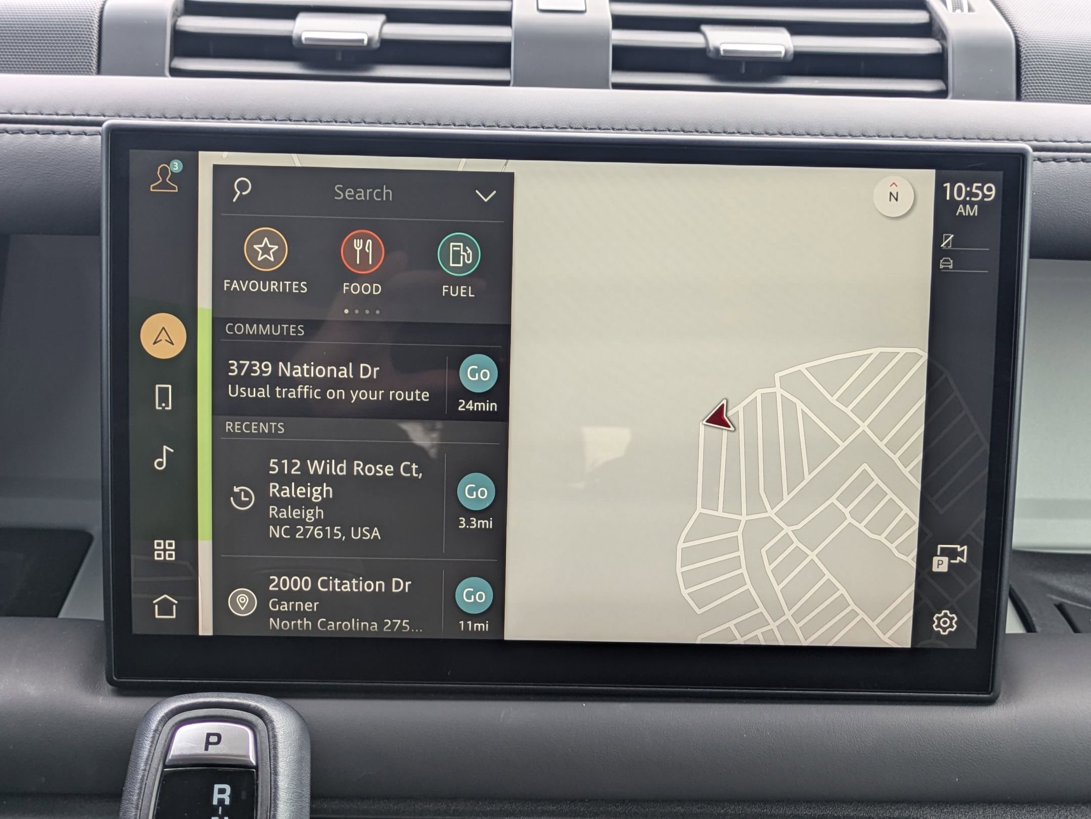 Certified 2023 Land Rover Defender 130 X-Dynamic SE image 13