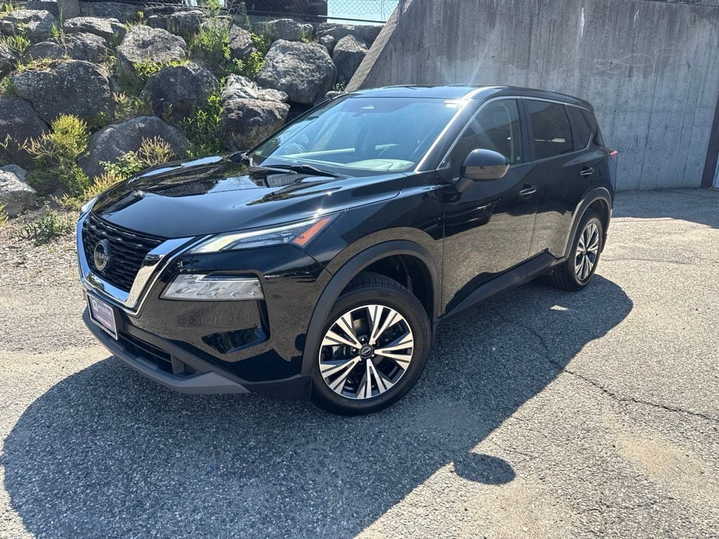 Used 2023 Nissan Rogue SV AWD/4WD image 2
