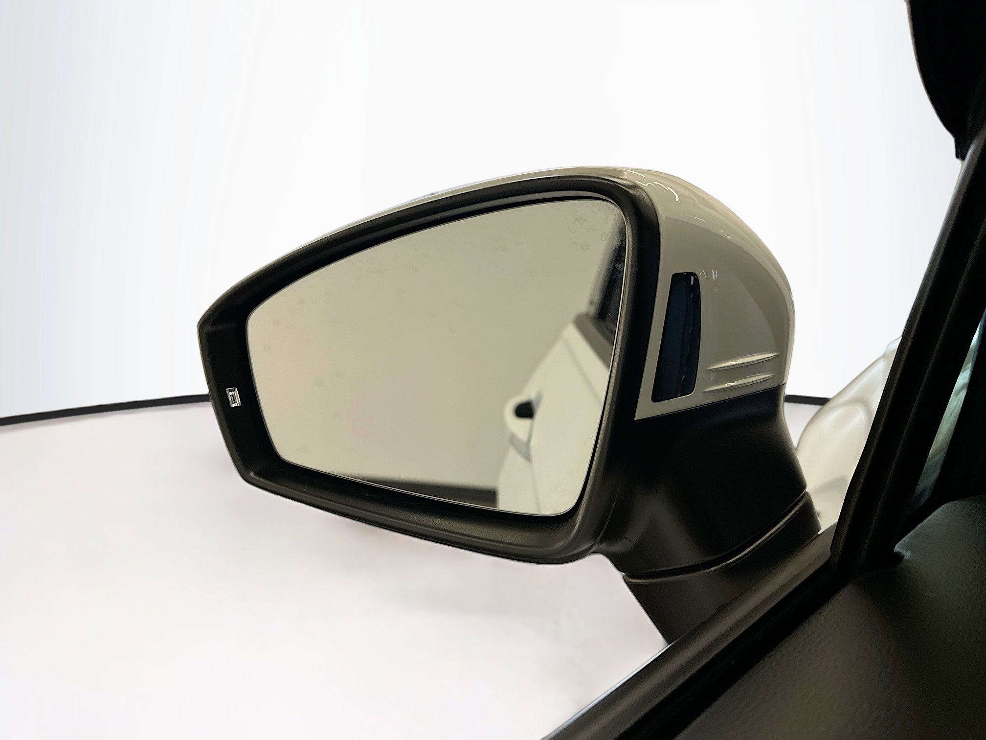 Used 2024 Volkswagen Tiguan S image 16