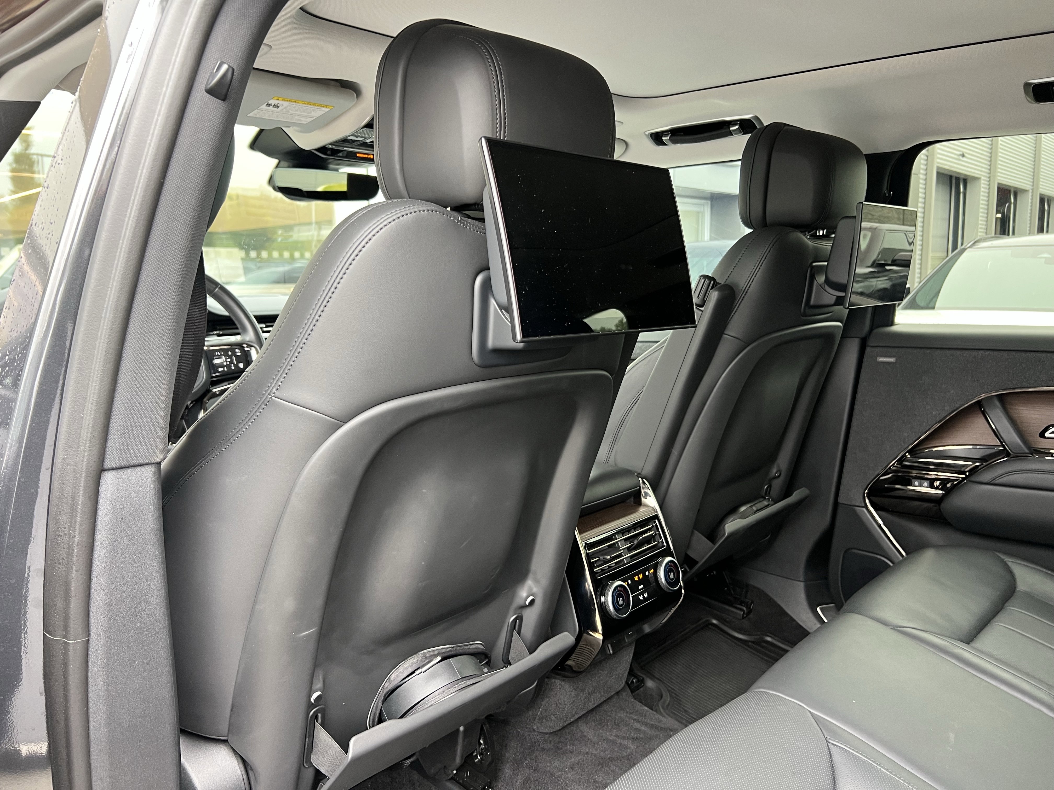 Certified 2024 Land Rover Range Rover Sport Dynamic SE AWD/4WD image 35