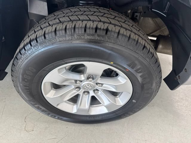 Used 2019 RAM 1500 Laramie AWD/4WD image 8