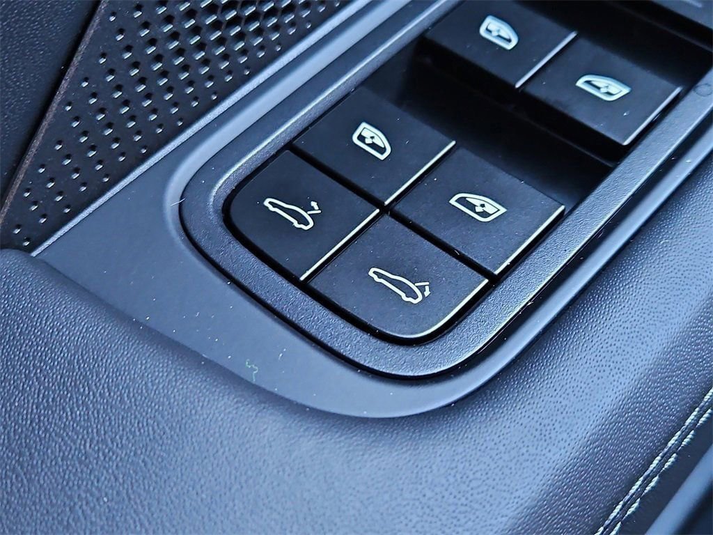 New 2026 Porsche Panamera 4 image 22