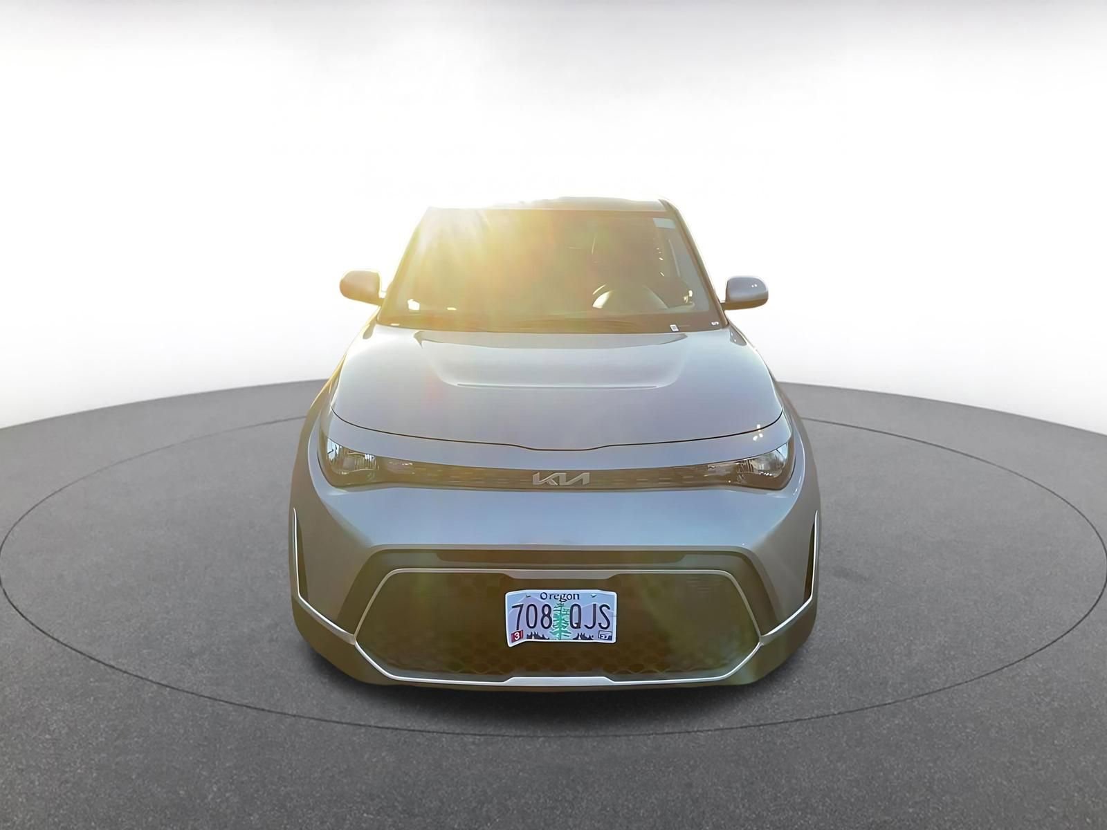 Used 2025 Kia Soul LX w/ LX Technology Package FWD image 4