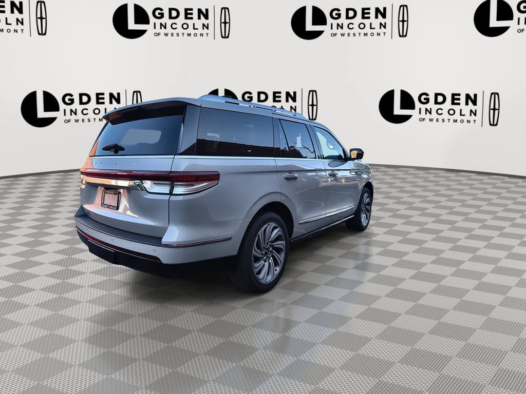 Used 2022 Lincoln Navigator Reserve AWD/4WD image 8