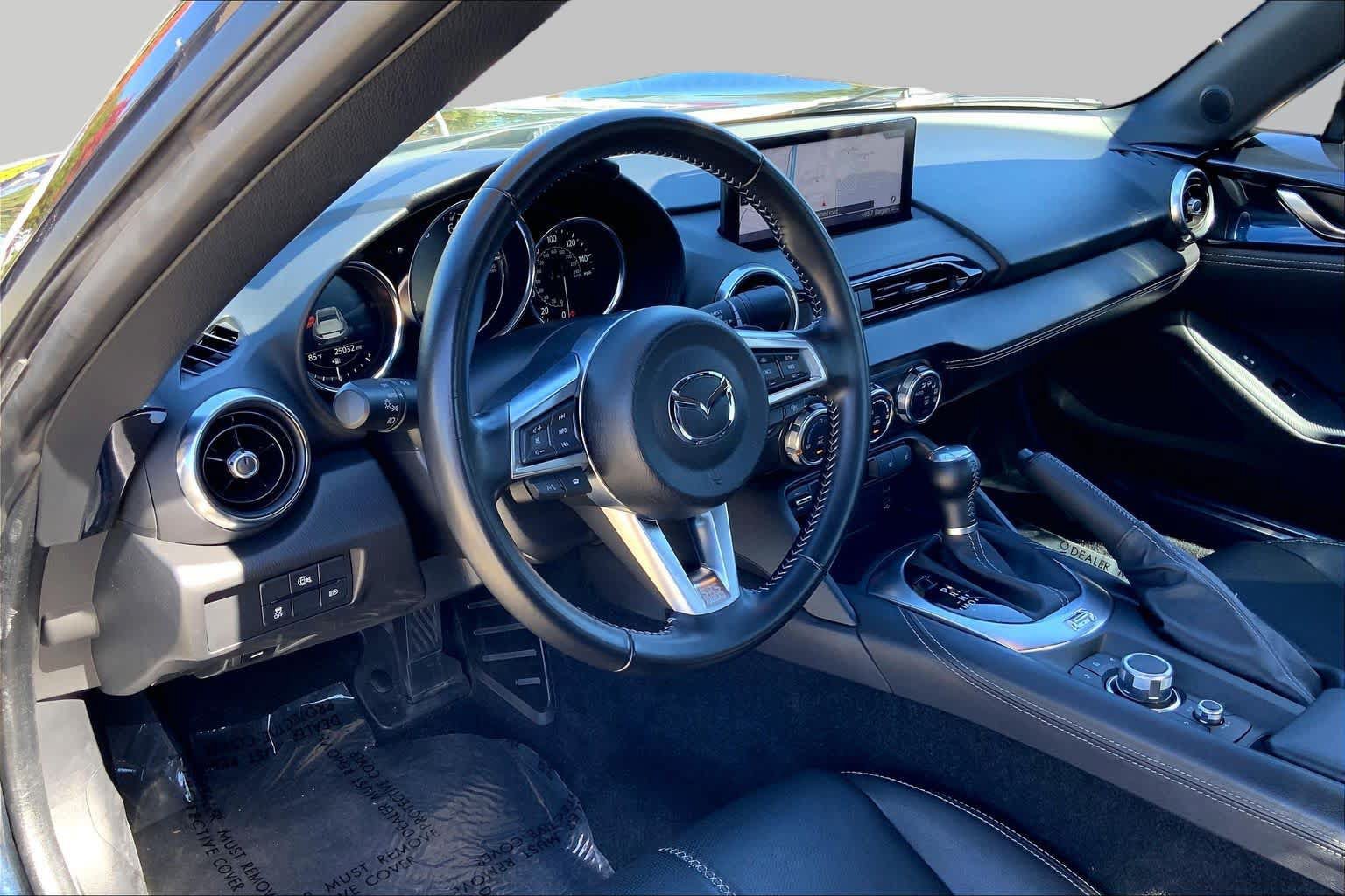 Used 2025 MAZDA MX-5 Miata RF Grand Touring RWD image 18