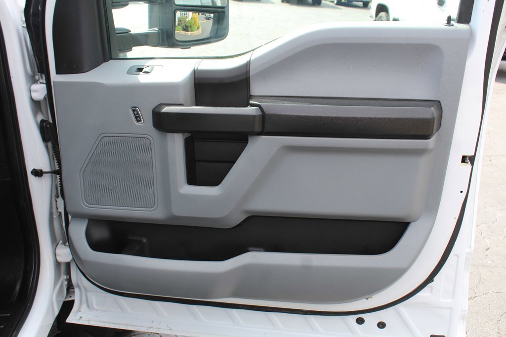 Used 2018 Ford F450 XL w/ Power Equipment Group AWD/4WD image 25