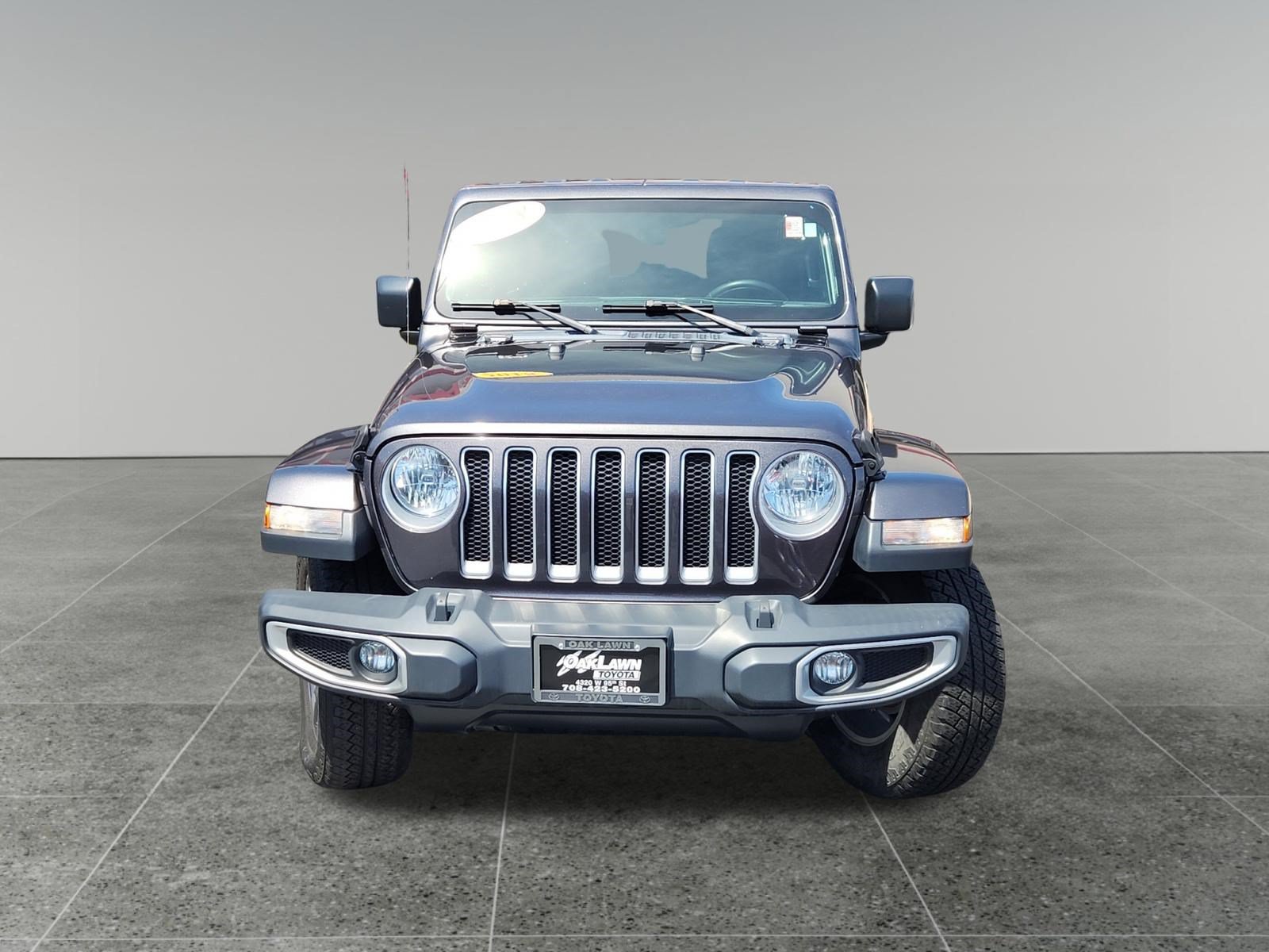 Used 2018 Jeep Wrangler Unlimited Sahara AWD/4WD image 2