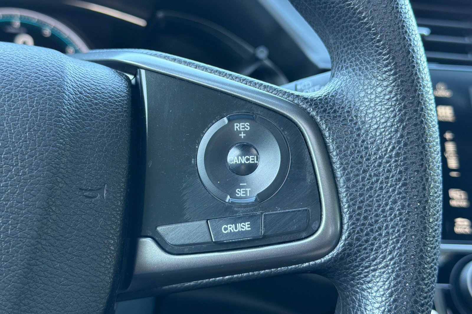 Used 2018 Honda Civic EX image 30