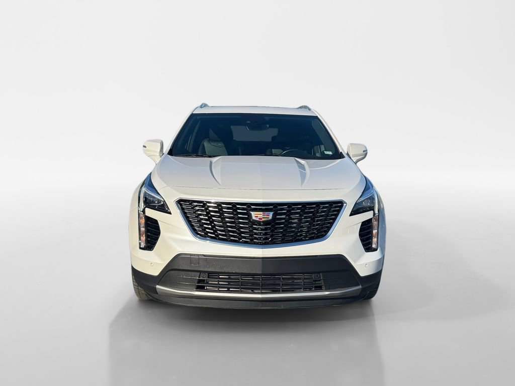 Used 2022 Cadillac XT4 Premium Luxury w/ Enhanced Visibility Package image 8