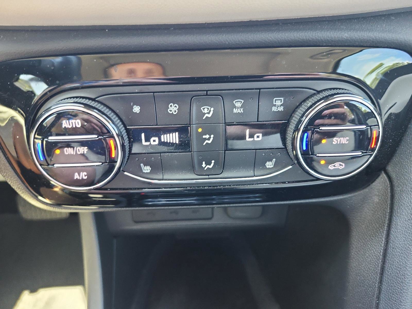 Certified 2023 Buick Encore GX Select w/ Experience Buick Package FWD image 18