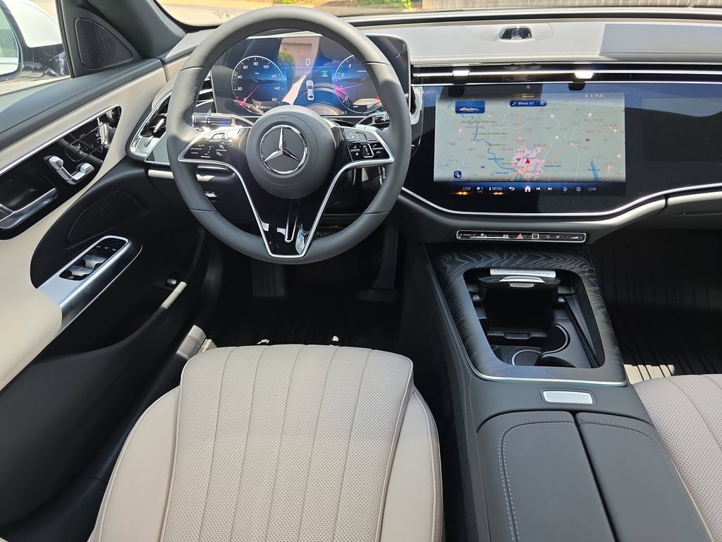 New 2026 Mercedes-Benz E 350 4MATIC Sedan image 13
