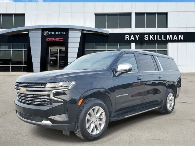 Used 2024 Chevrolet Suburban Premier AWD/4WD image 3