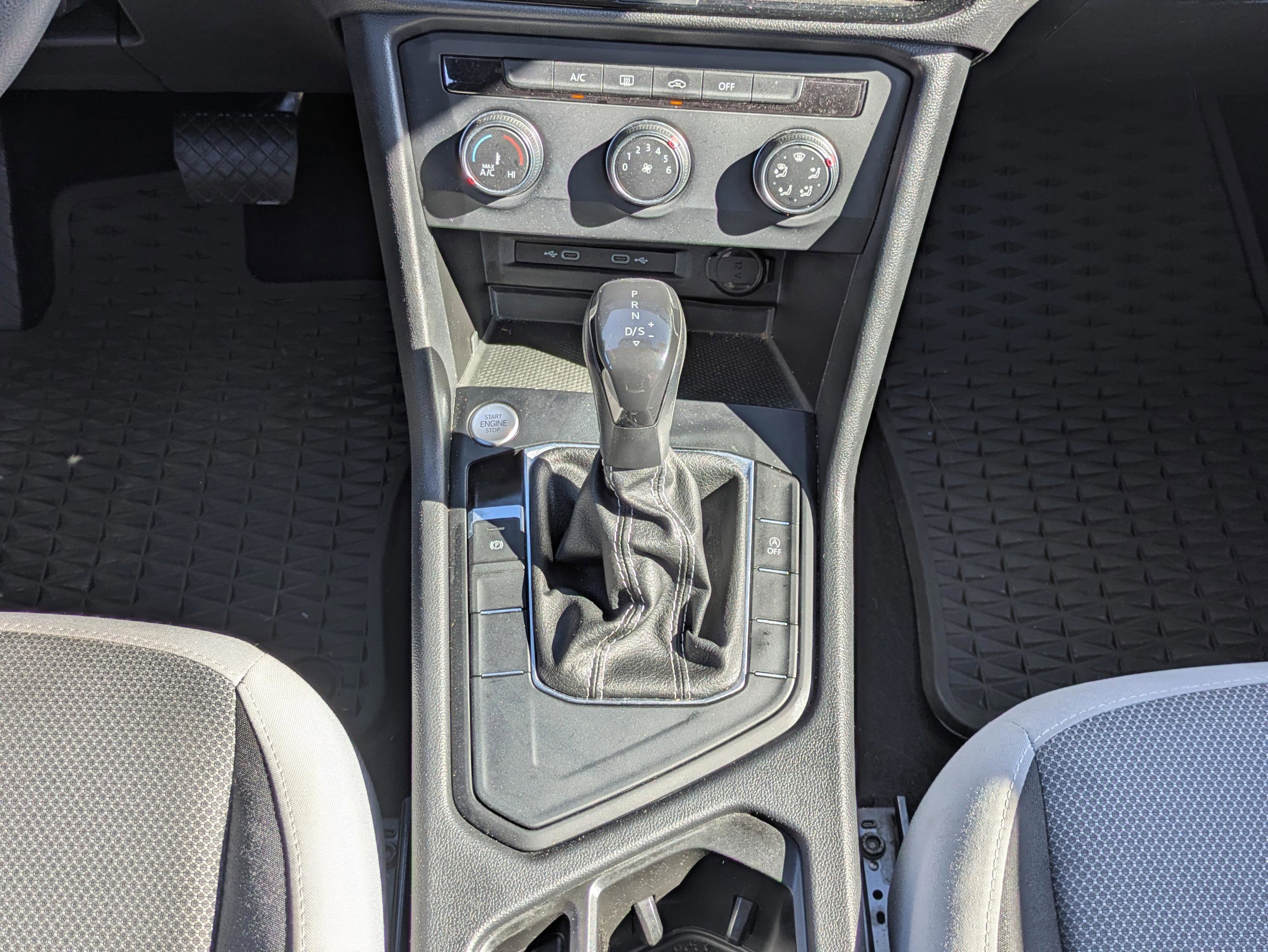 Used 2022 Volkswagen Taos S FWD image 17