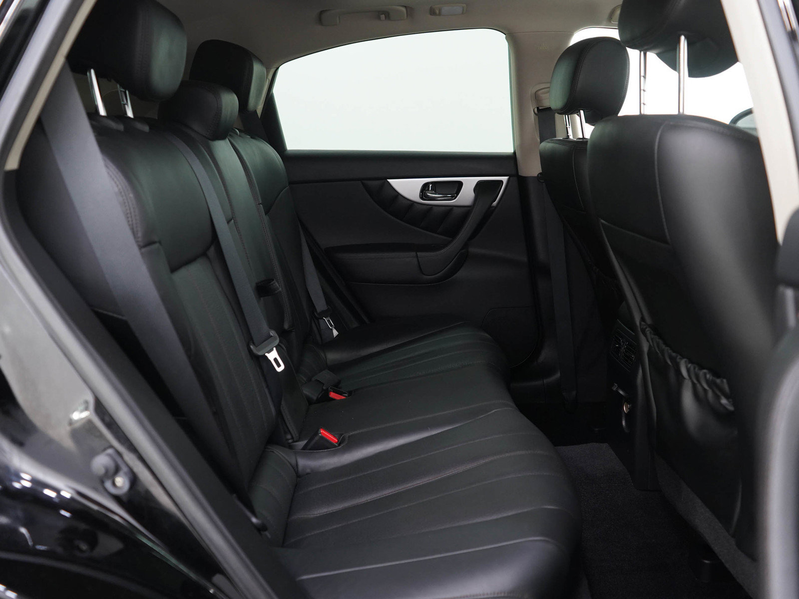 Used 2014 INFINITI QX70 AWD w/ Premium Package image 12