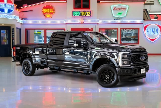 Used 2023 Ford F250 XL w/ STX Appearance Package AWD/4WD image 1