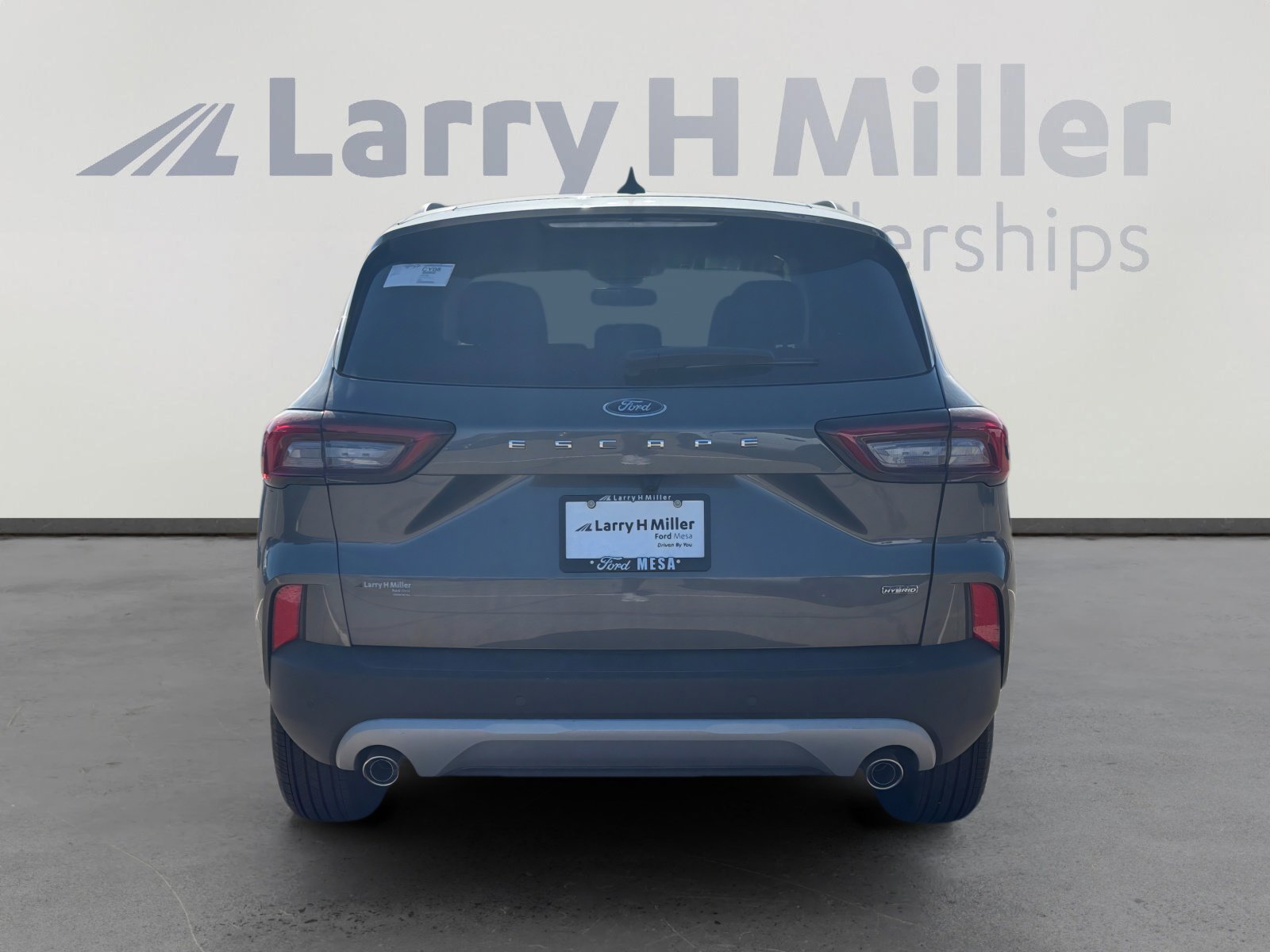 New 2025 Ford Escape SE w/ PHEV Premium Package FWD image 4