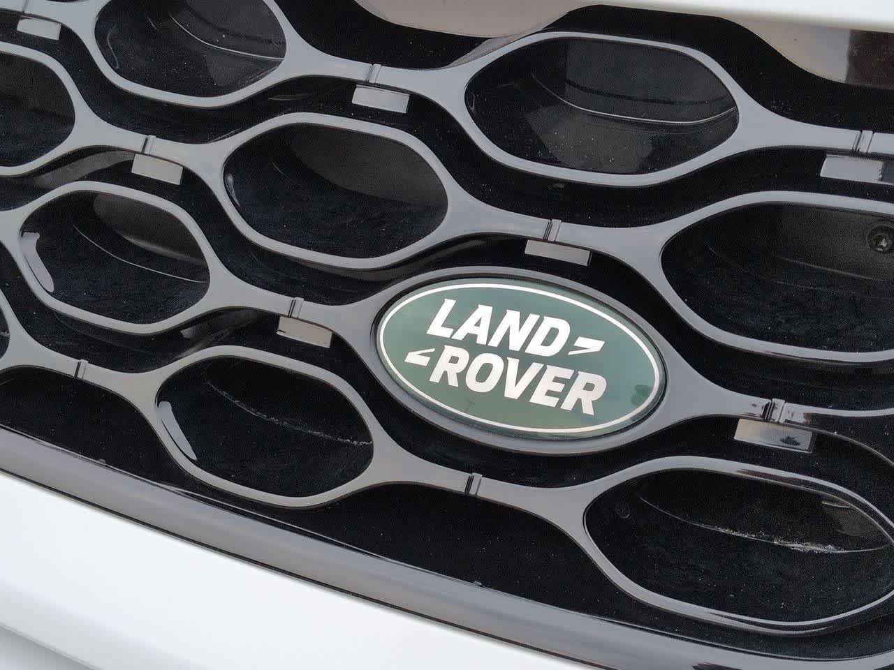 Certified 2025 Land Rover Discovery Sport S image 11