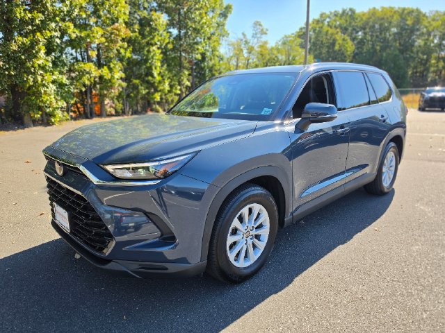 Used 2024 Toyota Grand Highlander AWD Hybrid image 3