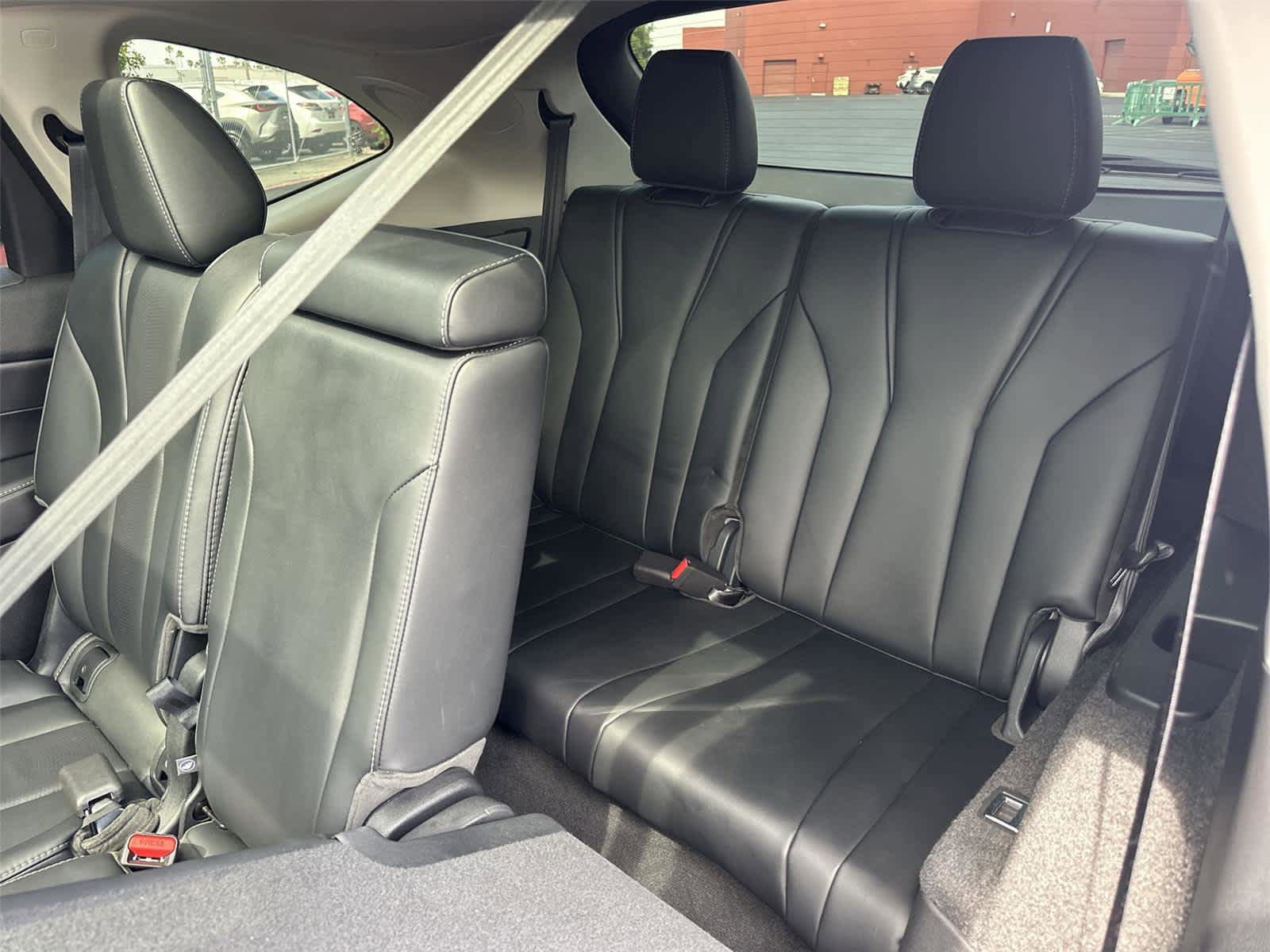 Certified 2025 Acura MDX FWD w/ Technology Package image 42